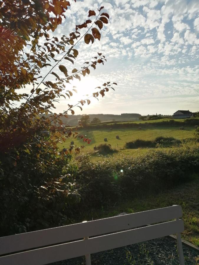 Chambre Campagne Uxelloise Uxeau Exteriör bild