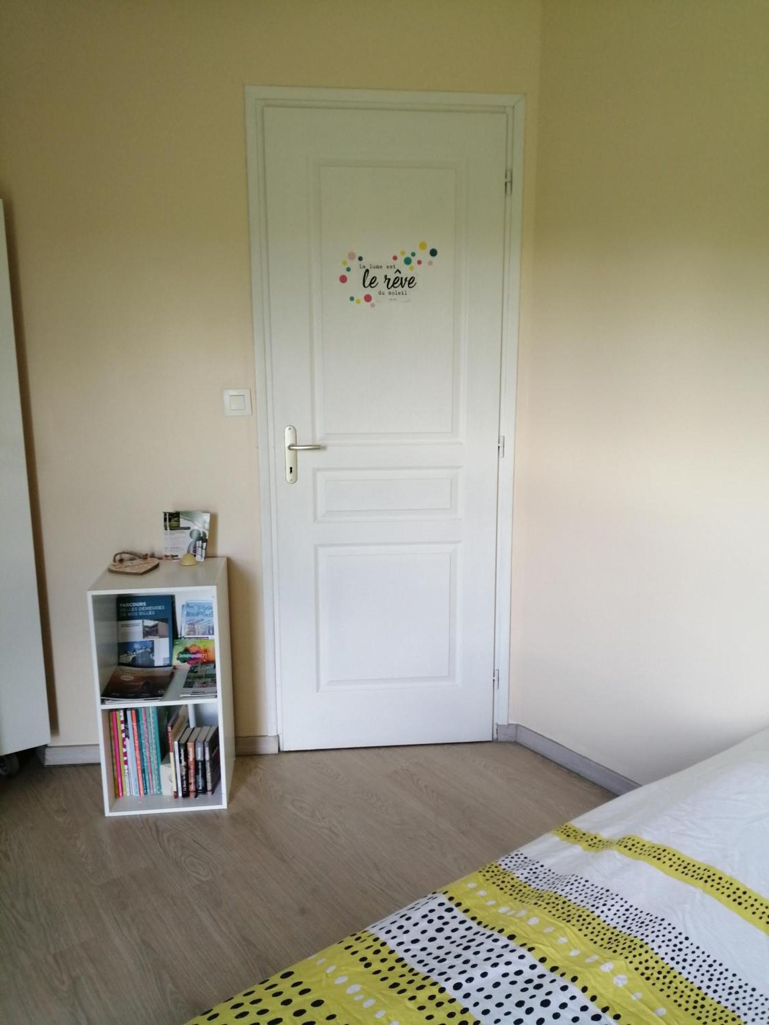 Chambre Campagne Uxelloise Uxeau Exteriör bild